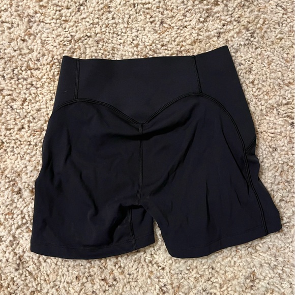 Women’s element 4” shorts! Size small! Worn once - Picture 2 of 2